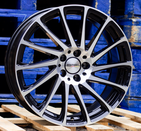 18" Wolfrace Wolfhart Aero - Black Polished (VW, Audi, Mercedes, SEAT) *CLEARANCE*