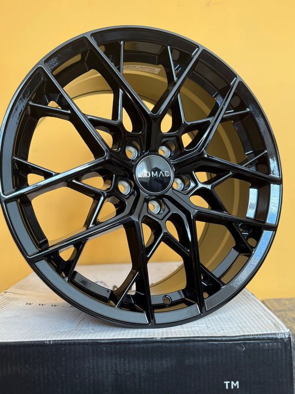 18" Romac Vortex - Black (VW, Audi, Mercedes, SEAT) *CLEARANCE*