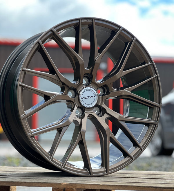 19" Inovit Blitz - Bronze *Custom Finish* (Audi)