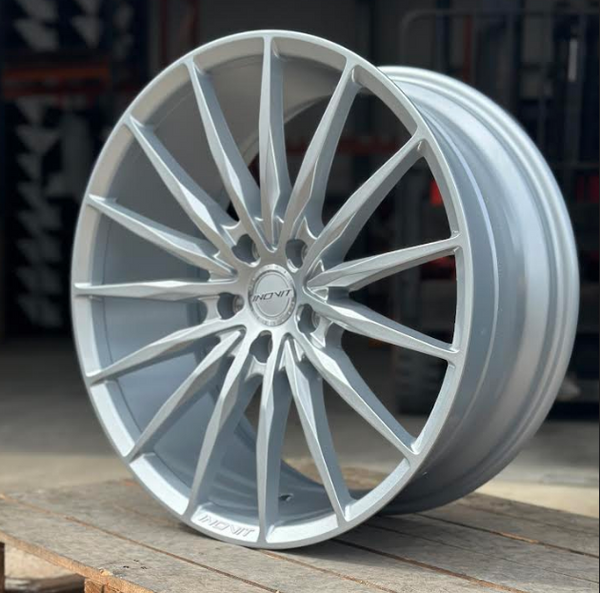 20" Inovit Torque - Silver T5 | T6