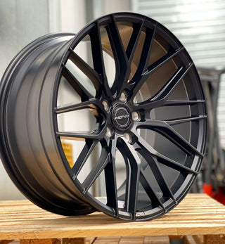 20" Inovit Blitz - Satin Black T5 | T6 *Staggered**BF*
