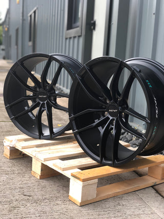 20" Inovit Vector - Black (Mercedes) Staggered *CLEARANCE*