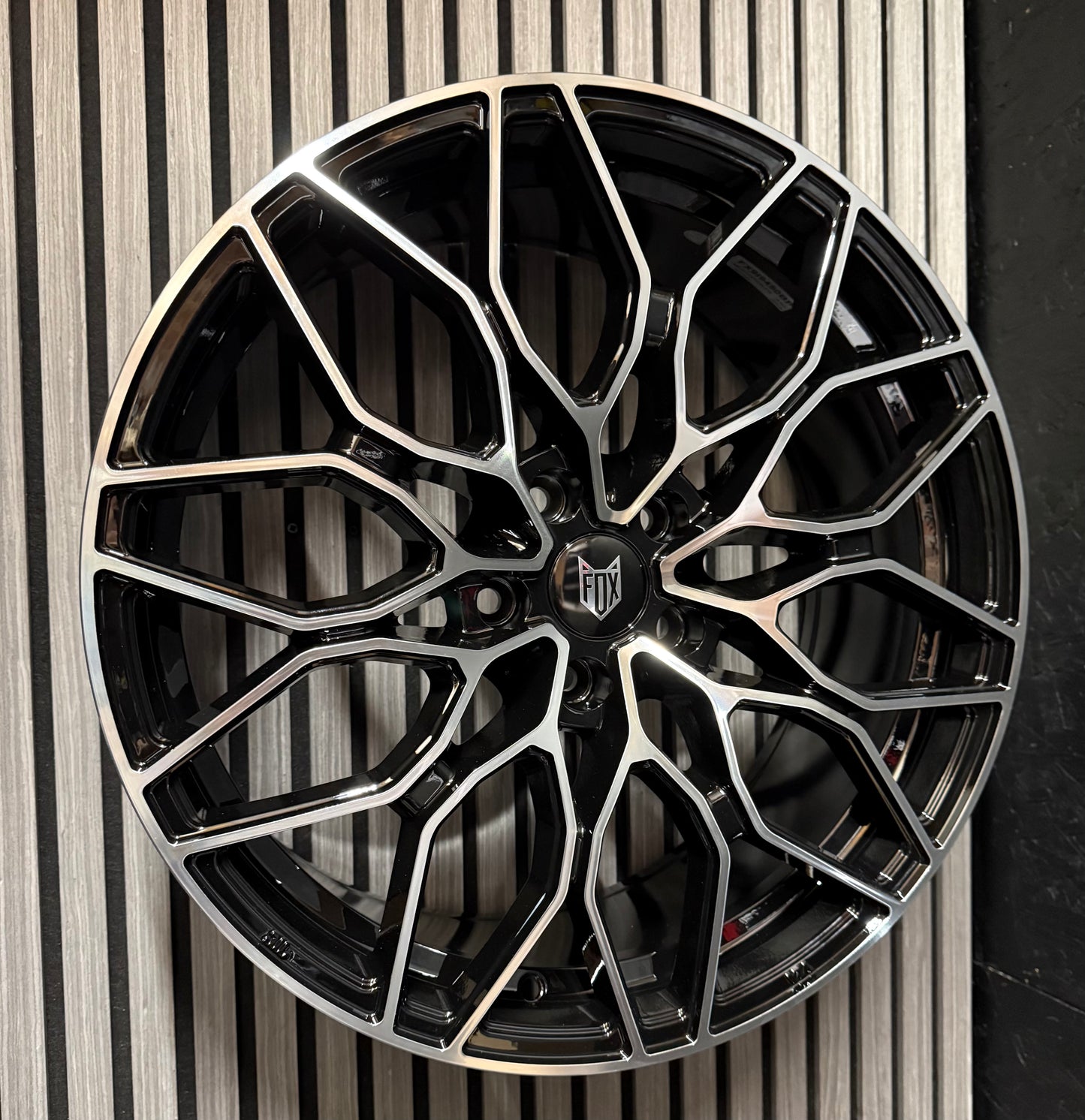 19" Fox FX9 - Black Polished (VW, Audi, Mercedes, Seat) *CLEARANCE*
