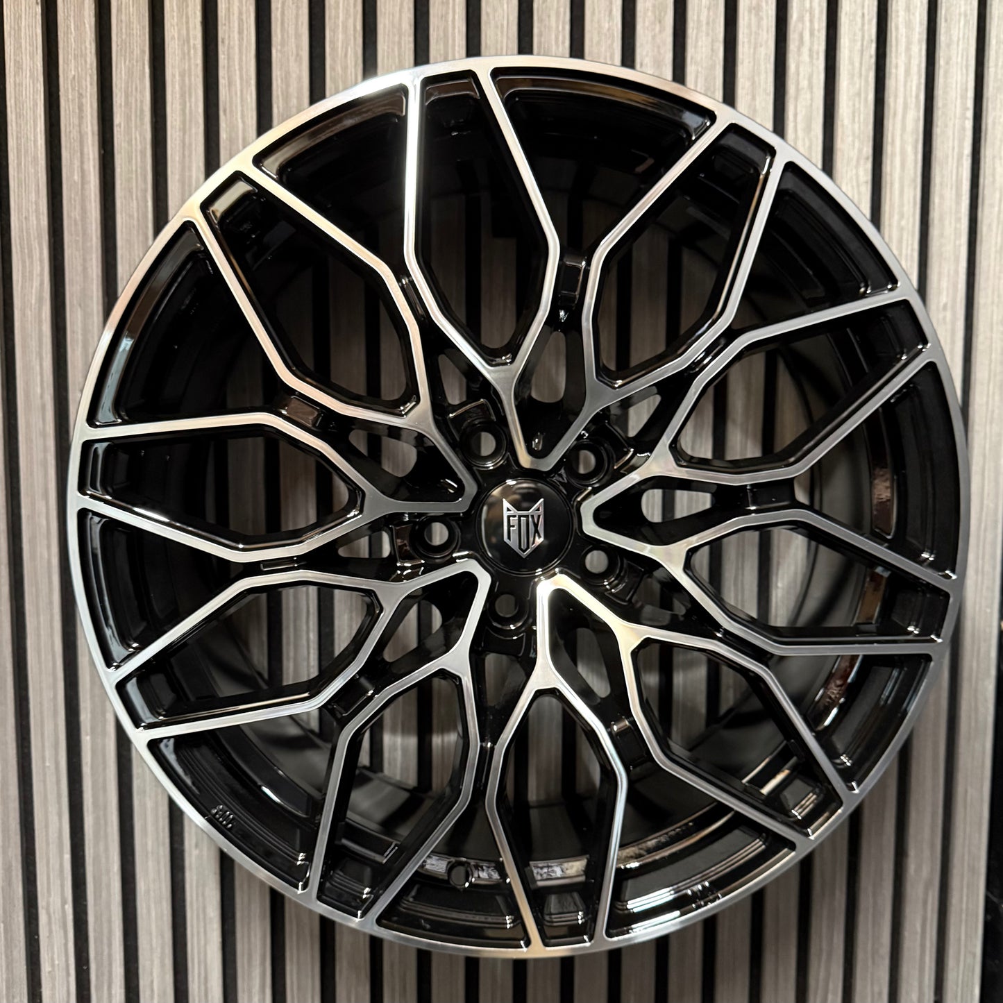 19" Fox FX9 - Black Polished (VW, Audi, Mercedes, Seat) *CLEARANCE*